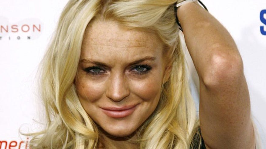 Lindsay Lohan Blond Haggard 640